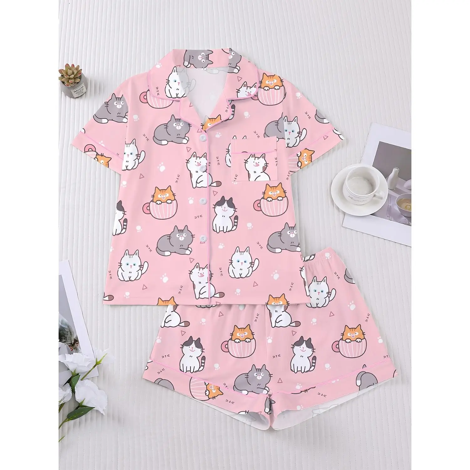 Women's 2-Piece Stretchy Breathable All-Seasons Easy Care Pink Cartoon Cat Print Pajama Set - Lapel Button-Up Short Sleeve Top with Shorts, Casual Cozy Sleepwear Ensemble