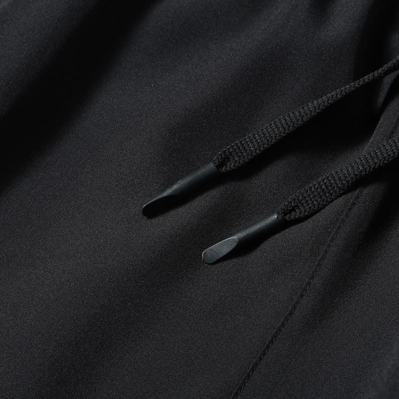 Men’s quick-dry casual athletic shorts featuring an elastic drawstring waist and zippered pockets on both sides, suitable for summer wear—ideal for outdoor sports, fitness, jogging, cycling, and basketball.