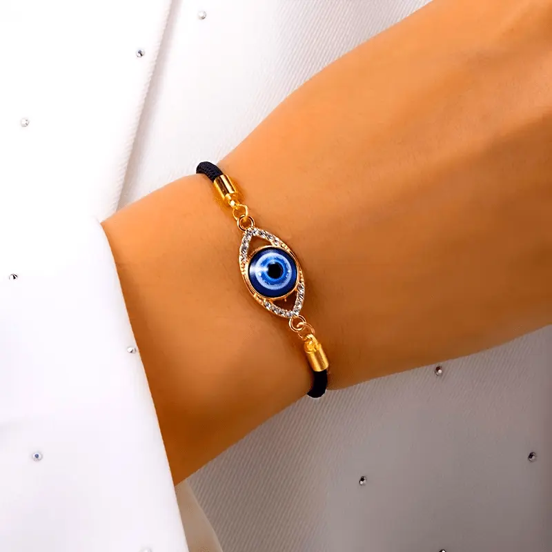 Women's Evil Eye Bracelet, Turkish-Style Enamel Protection Charm on an Adjustable Red Cord, Lightweight Stackable Stylish Daily Wear, Stylish Accessories, Bracelets, Wrist Stack, Adjustable Bangle, Evil Eye Charm, Metal Alloy, Lightweight Cord, Turkish En