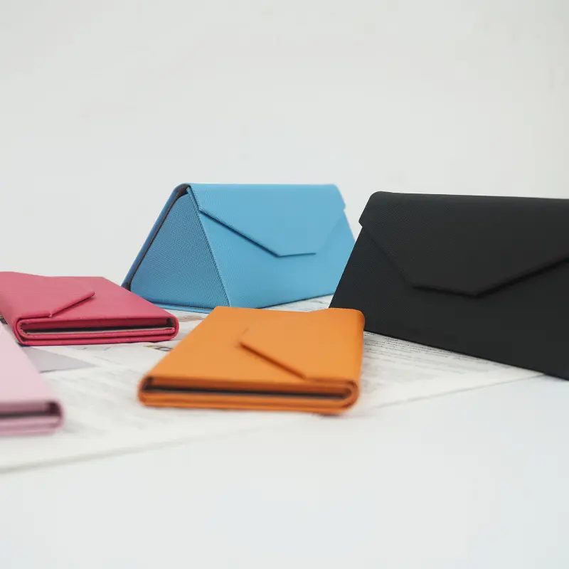 A large-capacity portable high-grade sunglasses case with triangular foldable glasses case Portable Sunglasses Organizer Glasses Storage