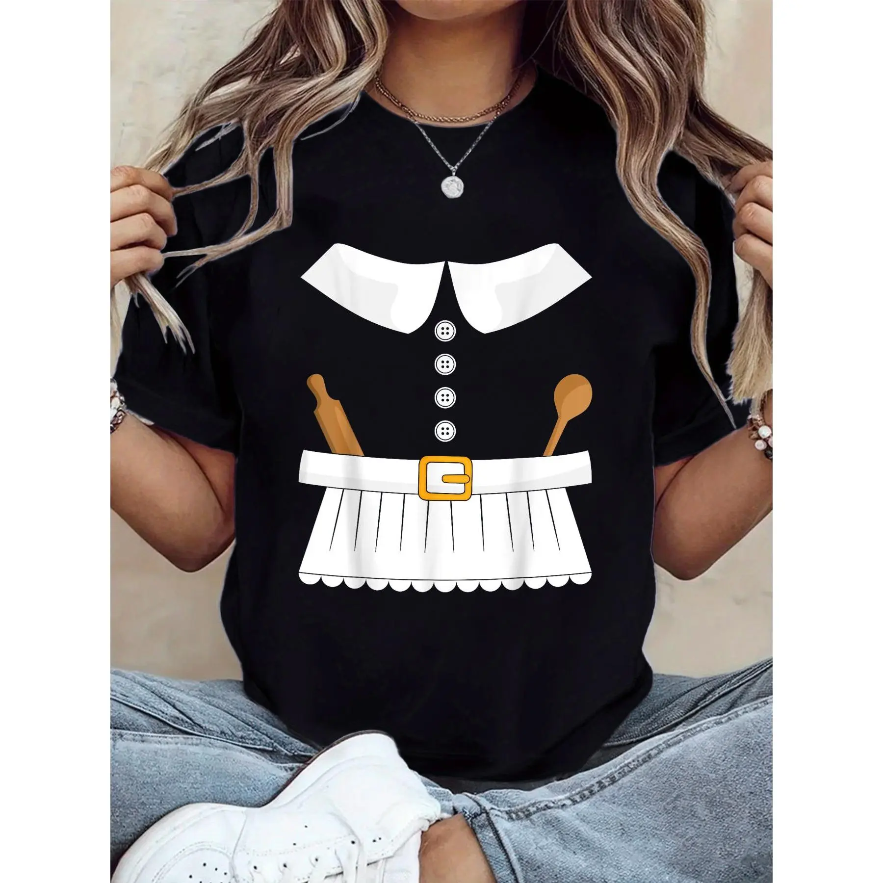 Female pilgrim costume for thanksgiving matching couple T-Shirt