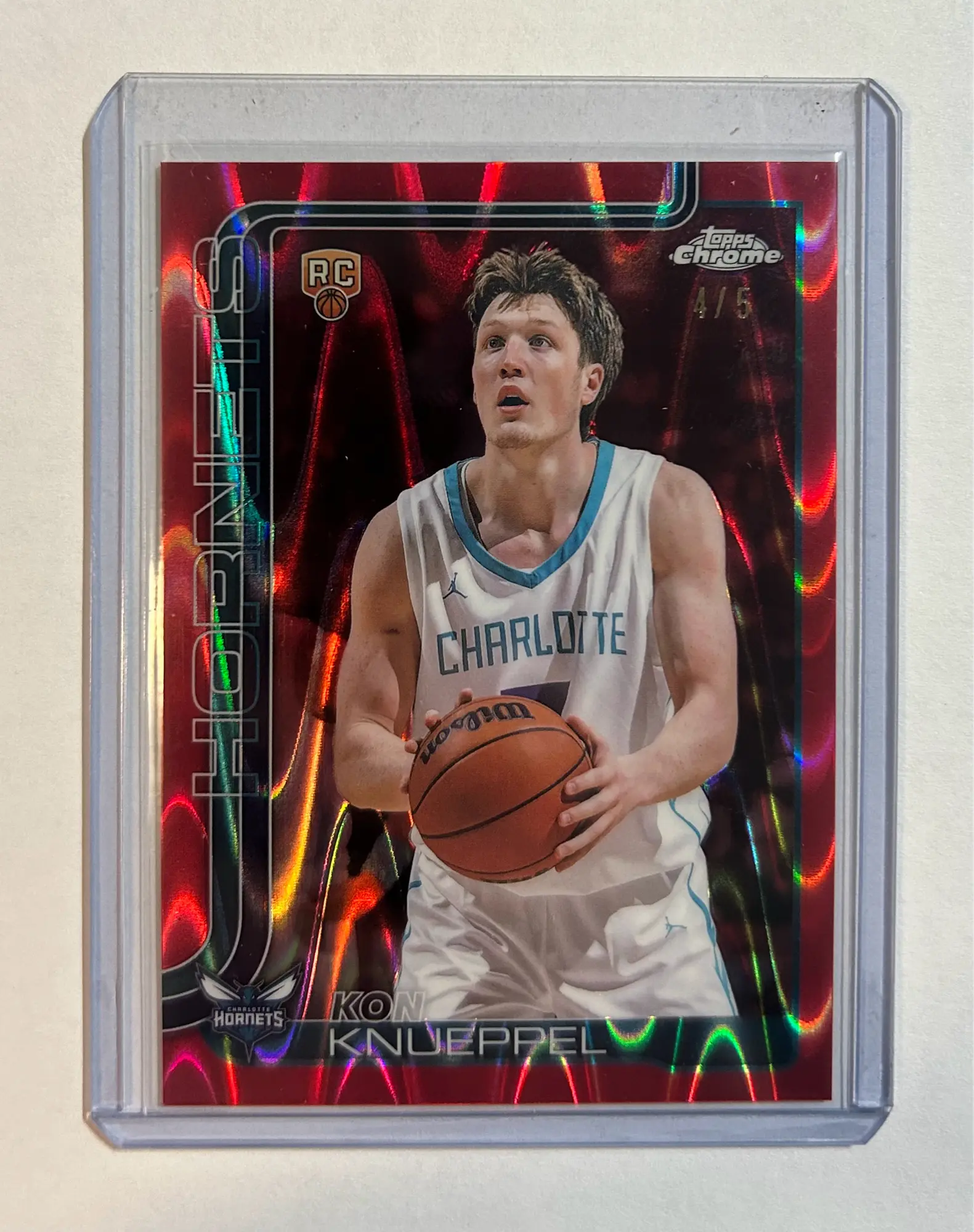 Kon Knueppel RC Chrome Refractor TOPPS BASKETBALL KON KNUEPPEL RC 