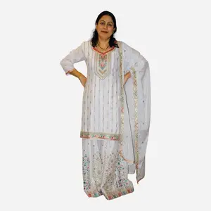 Women's Chinnon Silk Kurta Set with Intricate Embroidery Design Heavy Embroidery V-neck Regular Fit Perfect for Festive Celebrations
