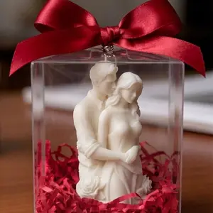 LOVERS HUG HANDMADE CANDLE