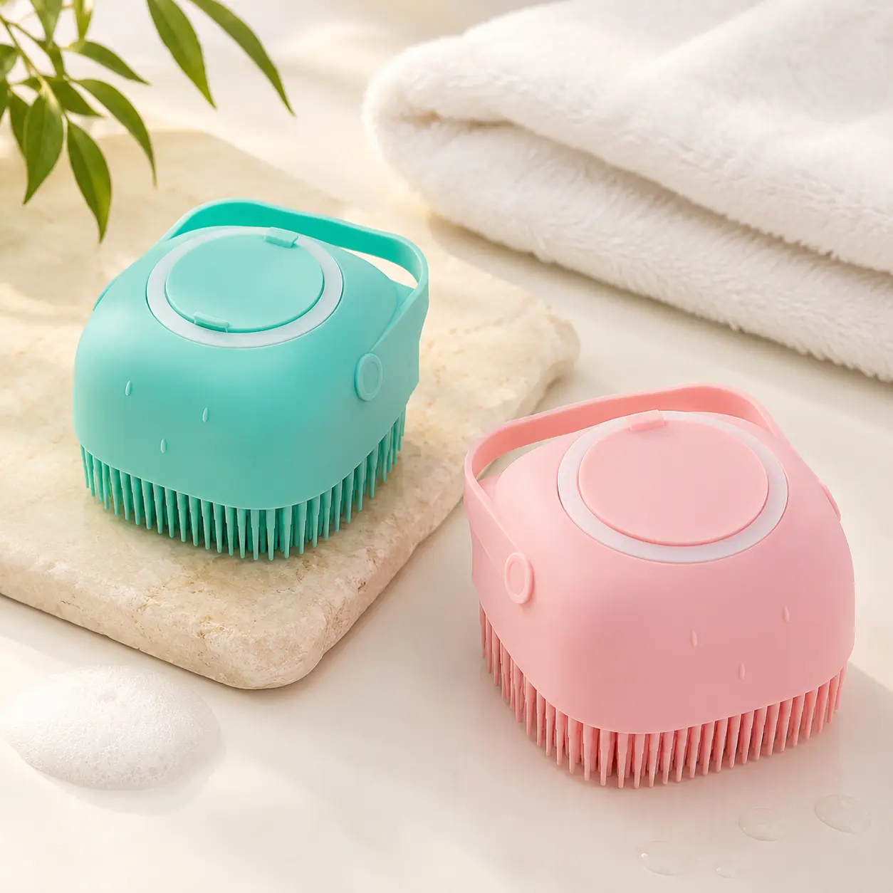 Silicone-Rubber Pet Bath Brush with Shampoo Dispenser, Dog Grooming Supplies, Ergonomic Grip Reduces Hand Fatigue, Waterproof Detachable Head for Gentle Massage & Stress-Free Bathing