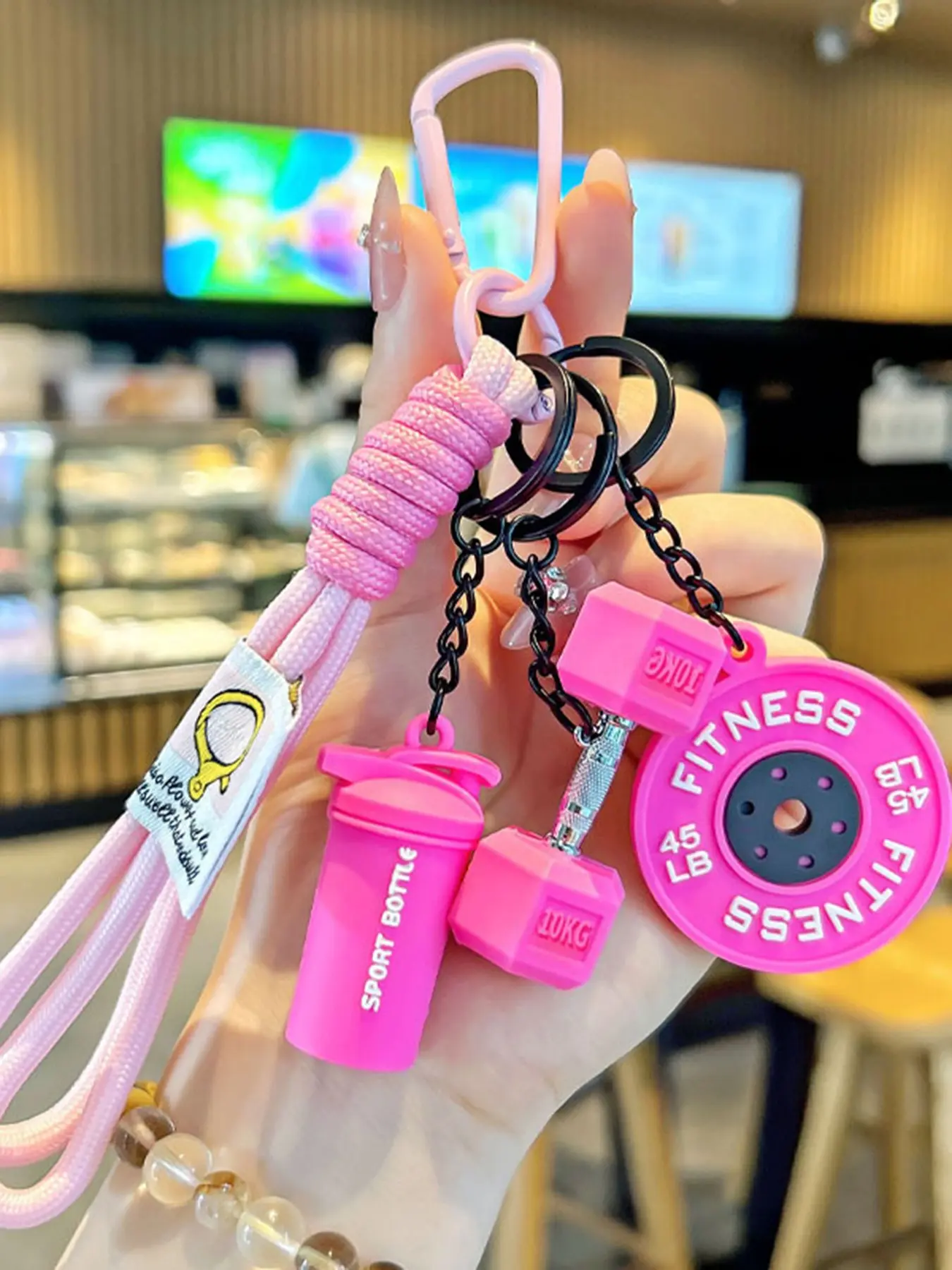 Fashion fitness pendant, contrasting color design, decorated with fitness elements, woven hanging rope, can be used as bag hanging decoration and Fashionable alloy keychain, suitable for commuting and shopping, Trendy Cute Keychain, Keychain For Purse