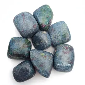 25 TO 35 MM RUBY KYANITE TUMBLED STONE