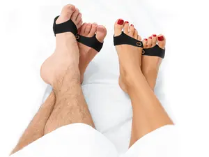 Copper Compression Metatarsal Pads | Ball of Foot Cushion Sleeve for Men & Women | Black