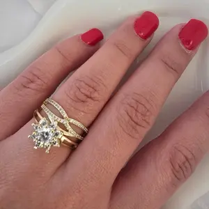 Anillo 886 de compromiso gold plated