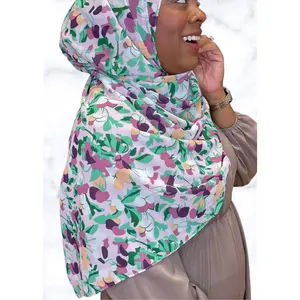 Green Blossoms Chiffon Printed Hijab - Floral Pattern, Lightweight Fabric, Versatile Style for Everyday Wear