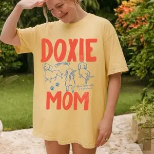 Doxie Mom Shirt, Dachshund Mom Shirt, Dachshund Lover Gift, Dachshund Mama Graphic Tee, Dog Mom Life Tee, Funny Dog Shirt