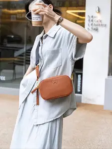 New Letter Metal Buckle Crossbody Bag for Women, Multi-Color Mini Square Bag, Commuter Versatile Lightweight Design, Fashionable and Simple Style, Versatile Shoulder Bags