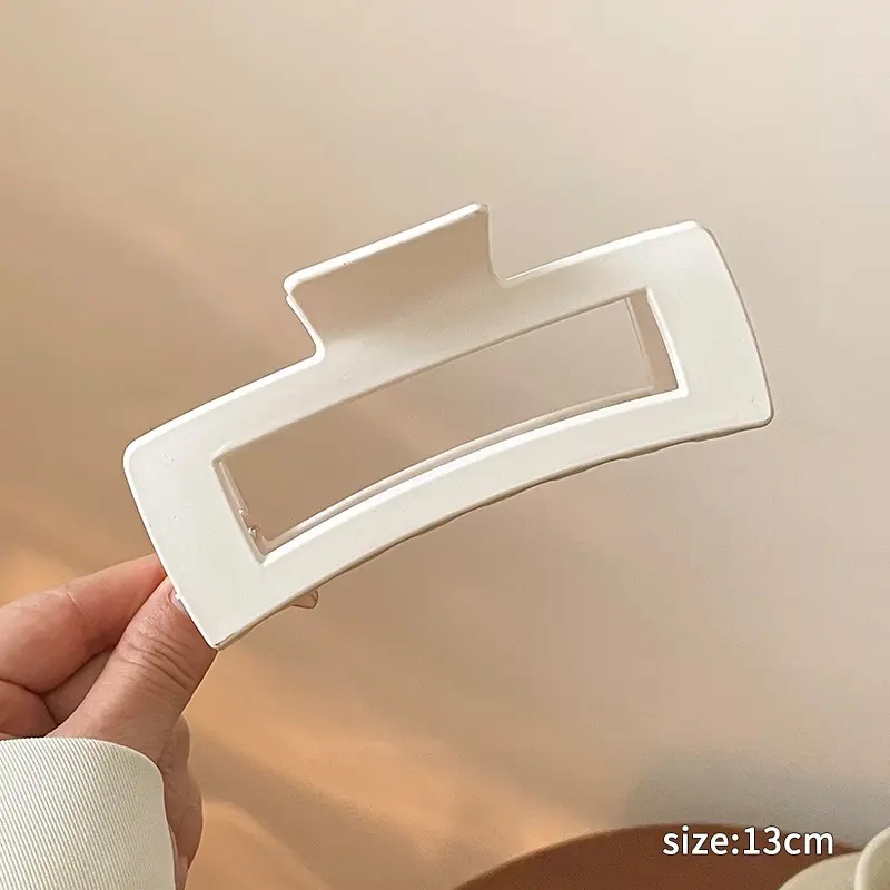 149 # off white 12.5cm#