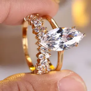 Elegant Marquise Ring with White Diamonds Micro-Inlaid Band Luxurious Fashion Gift for Trendy Occasions