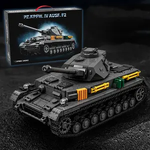 Tanks Building Blocks Set， WW2 No.4 Military Vehicles  Tank F2 Army Model Collection for Adults Home Office Decor，Great Military Toy Gifts