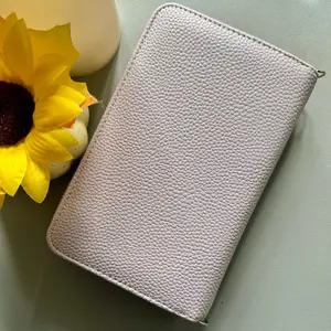 A6 Binder Wallet with Rings and Pen Holder - Elegant Vegan Pebbled Leather