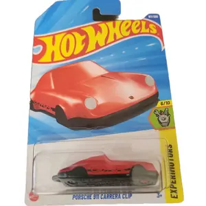 Porsche 911 Carrera Clip Key Chain Hot Wheels 187/250 Series Iconic Design for Car Enthusiasts and Collectors