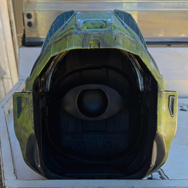 CUSTOM - Officially Licensed Master Chief Wearable Helmet W/ LED lights “ Disguise Costumes “ Full Size Cosplay Collectable Prop