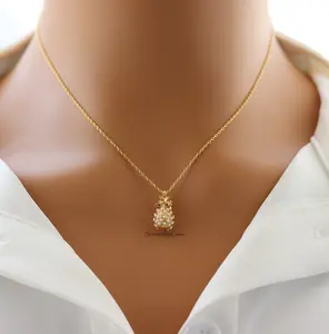 18K Gold Plated Pearl Pineapple Pendant Necklace – Tropical-Inspired Dainty Jewelry for a Sweet Summer Look