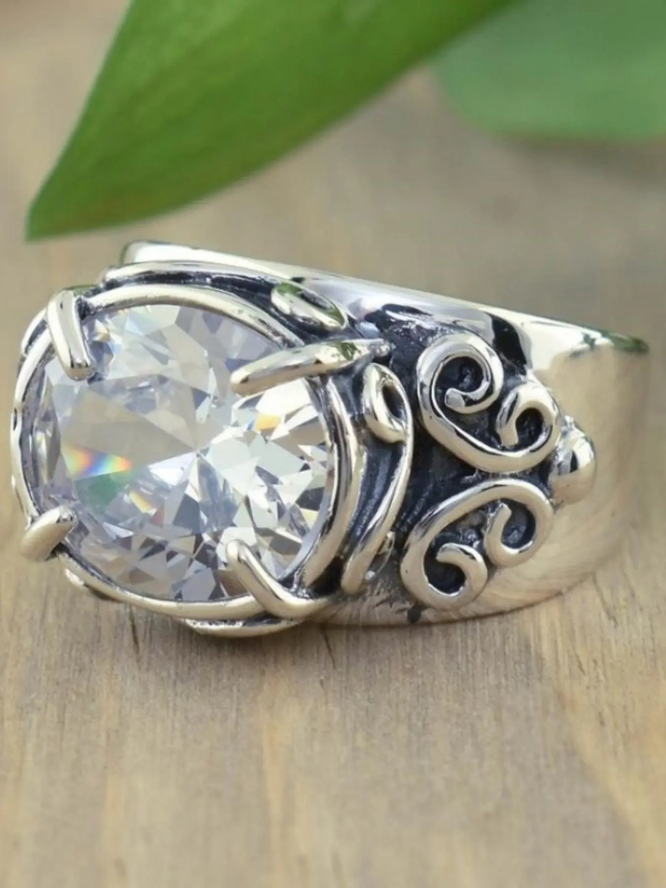 Vintage Totem Design Ring, Vintage Embossed Ring, Round Cut Rings, Statement Ring, Fashion Accessories for Women & Girls, Trendy All-match & Exquisite Jewelry for Birthday Gift, Beautiful Rings