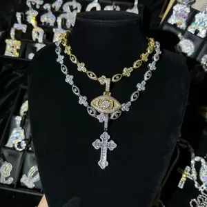 Street Essential | Eye&Cross Pendant Chain Set with Flawless Gem