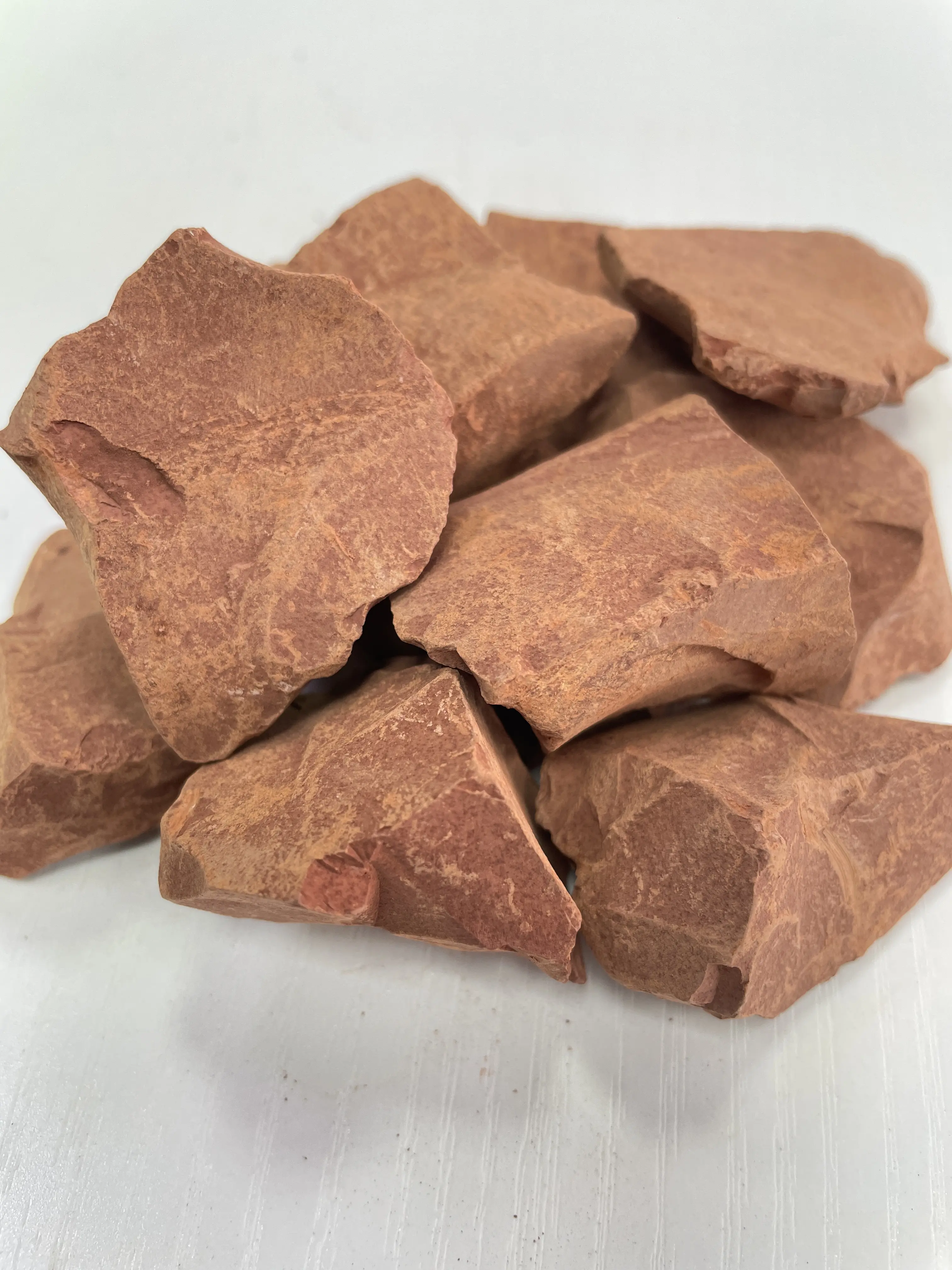 Edible red clay stonesNatural Red Clay Stones for Gardening and Decorative Use，7oz(200g)