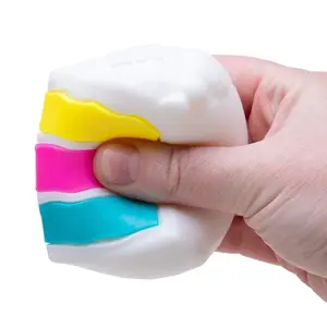 Non-Food Stress Relief Toy Squeeze Fun Two Styles Pizza Cake Mini Gift Box Sensory Plaything Ideal for Relaxing Moments