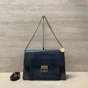 Pre-owned Givenchy Leather Shoulder Bags 7.8'' R2559 Shoulder Bag C1858847721 0411 T5 Betsy