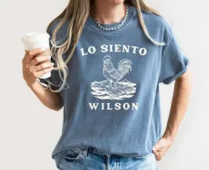 Lo Siento Wilson Comfort Colors® Shirt, Chicken Meme Shirt, Flooding Chicken Tee, Viral Meme T-Shirt, Funny Rooster Dark Humor Graphic Tee