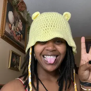 background preload poster image 