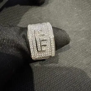 US LC | Silver Micro-Pave Signet Ring with Abstract Design QH-R01068-SMS