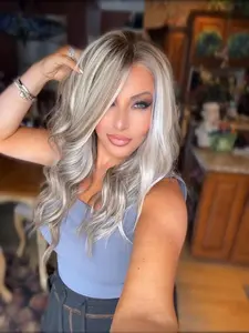 AISOM Shara Buttercream Blonde Mix Brown Loose Wave Free Part Lace Front Wig with Scandinavian Hairline 18 Inches Low Density 120% Heat Friendly Synthetic Hair