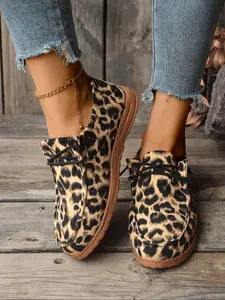 Women's Camo One-Step Slip-On Low Top Shoes, Dark Style Comfortable Casual, Eye-Catching Design Must-Have for Trendsetters Footwear