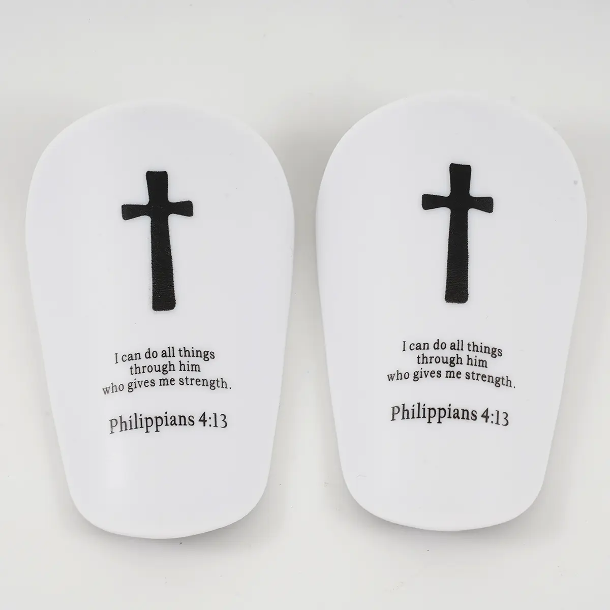 1 pair of football inserts, compact and lightweight, plug-in football equipment, comfortable fit to the legs, unisex football accessories, Shin Guards, Soccer equipment, Soccer Gear