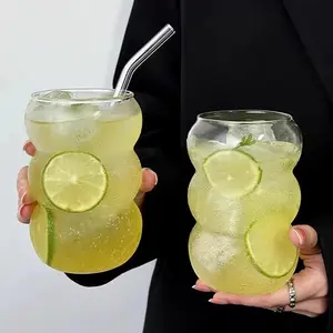 Glass Milkshake Cup with Straw, 1 Count Cute Spiral Glass Cup, Clear Glass Cup, High Borosilicate Glass, Suitable for Water, Coffee, Beer, Juice and Milk, Drinkware