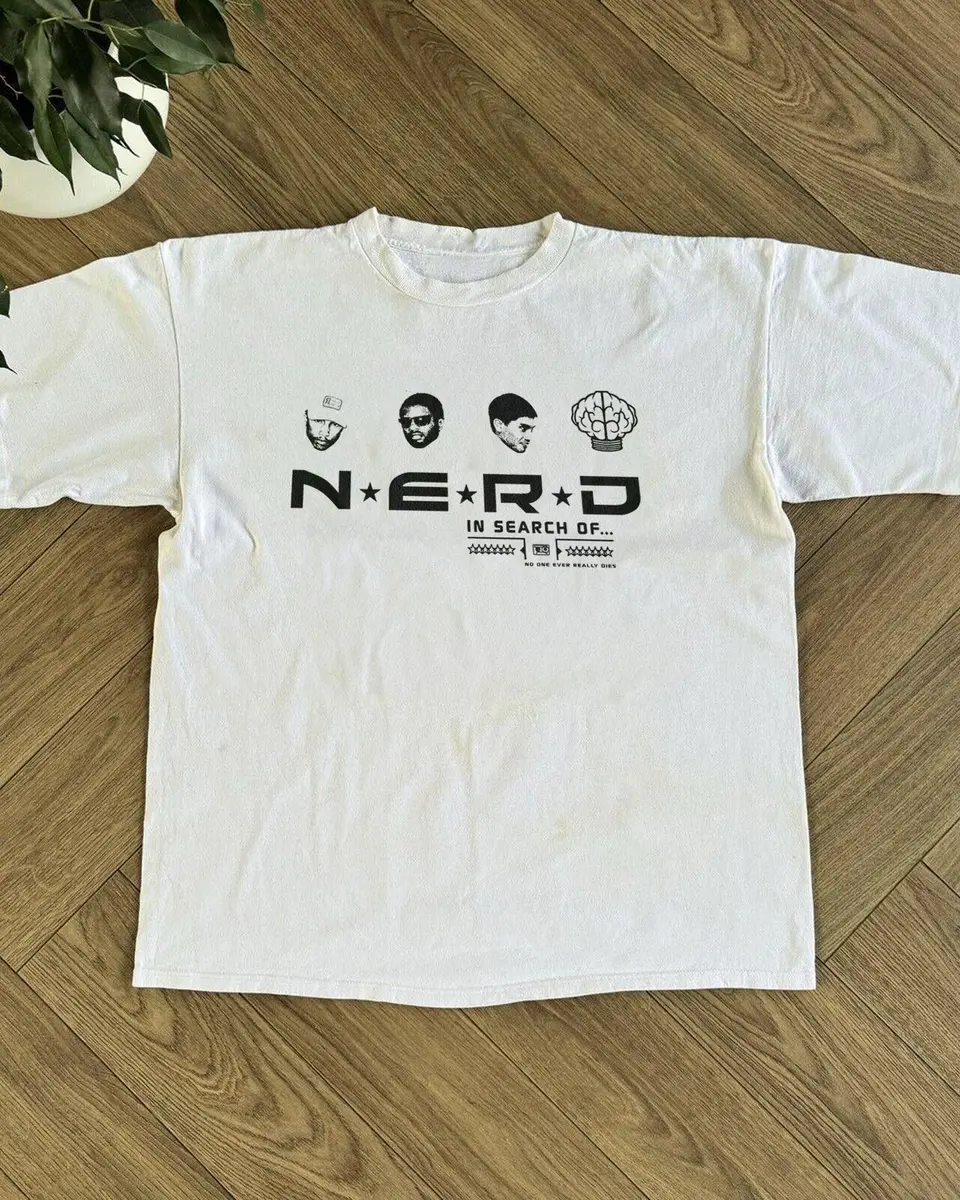 VINTAGE N.E.R.D 2002 IN SEARCH OF MERCH HEAVYWEIGHT WHITE CUT-OFF T-SHIRT