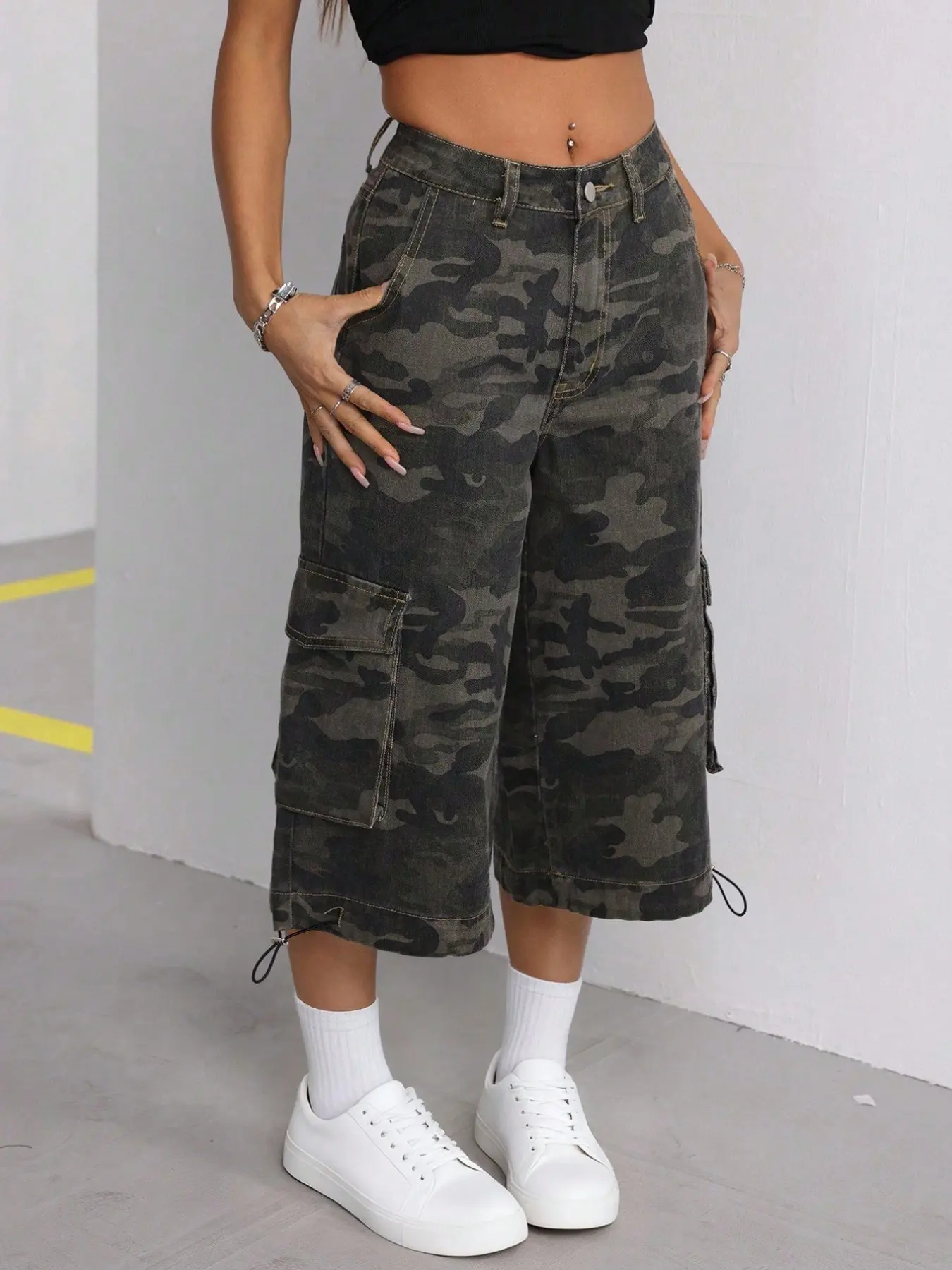 Y2K Vintage Camo Denim Jeans, Camouflage, Women's Summer New Streetwear, Casual Loose-Fitting Wide Leg Cropped Capri Pants for Spring