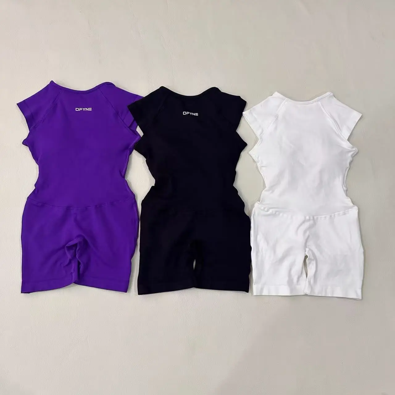 DFYNE Women's Seamless Sleeveless Workout Romper - One Piece Yoga Jumpsuit & Active Unitard| Soft Stretch Quick-Dry Fitness Outfit for Gym & Pilates