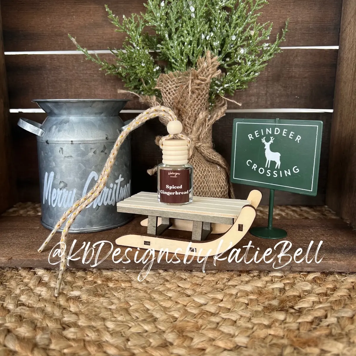 Spiced Gingerbread - Winter Fragrance - Car Air Freshener - Reed Diffuser