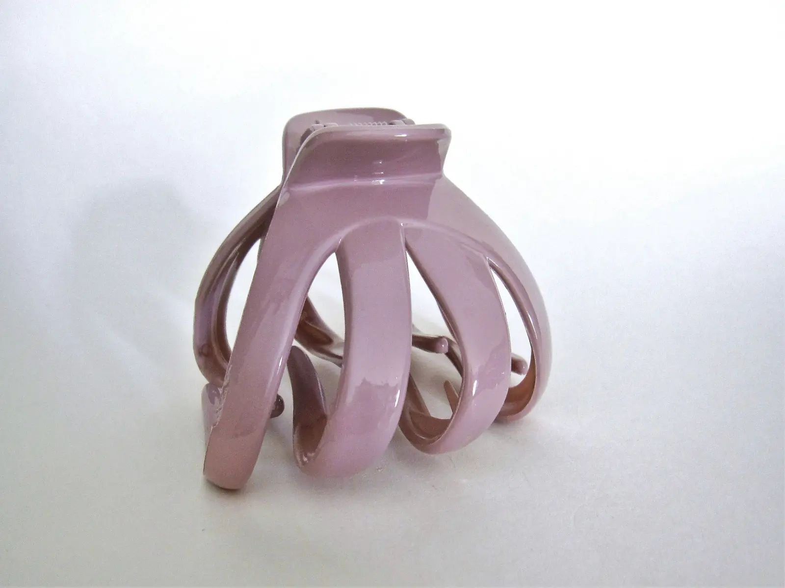 Large lavender mauve octopus hair claw clip for thick hair