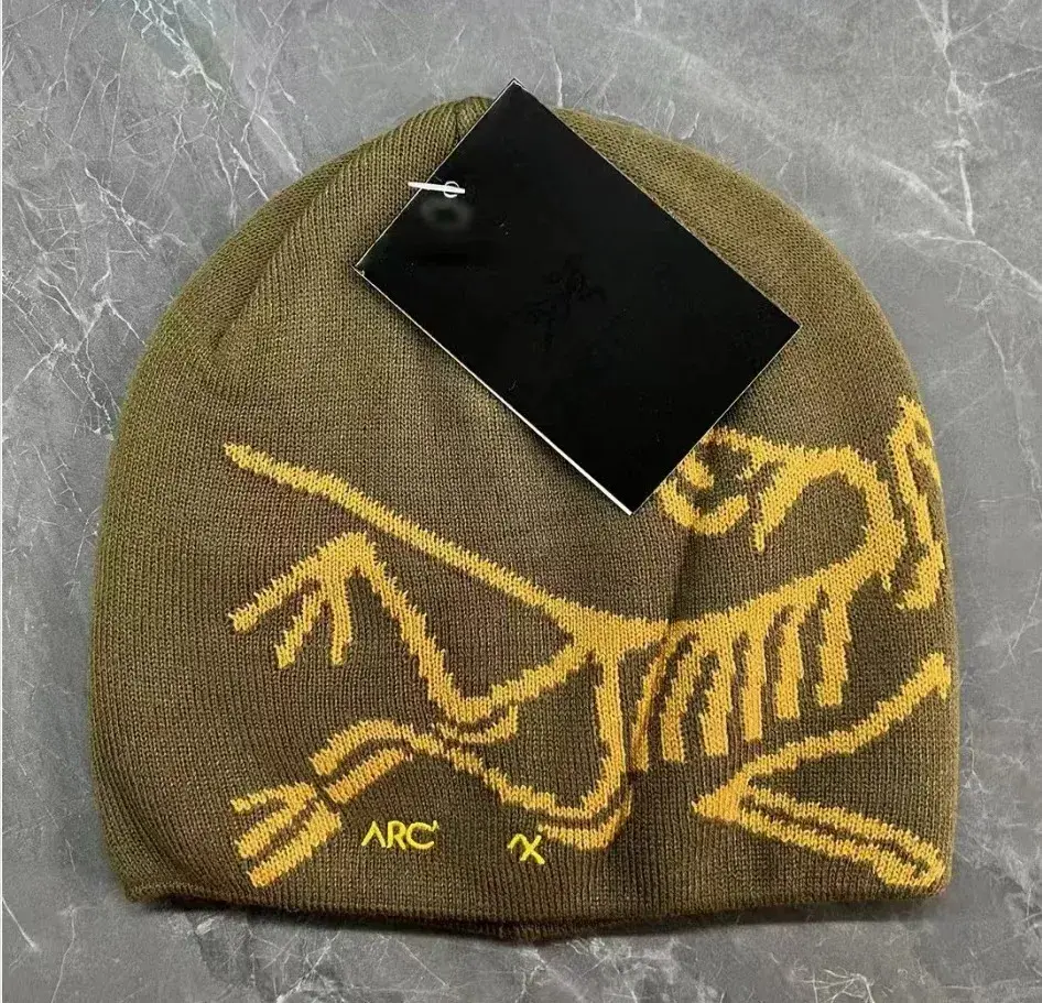 Skeleton Graphic Knit Beanie, Unisex Warm Winter Skull Cap, Soft Stretch Outdoor Ski Hat, Vintage Gorpcore Streetwear