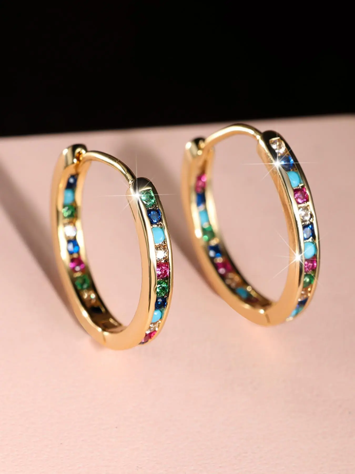 Hoop Earrings for Men and Women, Versatile Earrings, Fashionable Earrings, Stackable Design Gold Color Ideal for Daily Wear, Perfect Gift for Birthdays and Anniversaries, Crystal Hoop Earrings, Hoop Shape Earrings, Earring Hoops