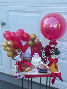 SurpriseMe Box – Anniversary Love Box