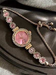 Foreign Trade Chalcedon Jewelry Bracelet Watch Set With Light Diamond Luxury Live New Fashion Quartz Watch Pull Diamond Female