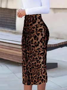 【Plus Size】 Leopard Print Ruched Pencil Skirt, Casual Fashionable Midi Skirt for Daily Outdoor Wear, Women Clothing for All Seasons