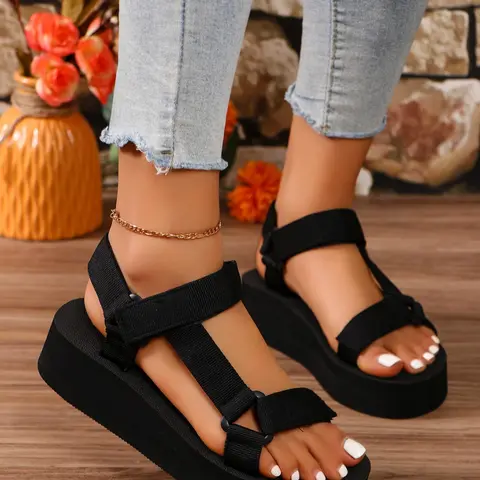 New Summer Beach Sandals for Women, Plain Color, Velcro Strap, Open Toe, Medium Width, Casual Outdoor Sandals, Casual Style, Comfortable Breathable Beach Slides, Versatile Sandals