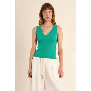 Rachel Scalloped V Neck Tank Mint