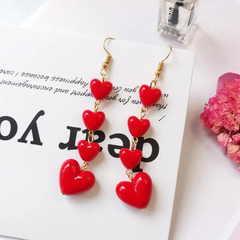 Trendy Long Heart Dangle Earrings for Women Red White Acrylic Hearts Shape Beads Drop Earrings Wedding Party Elegant Jewelry