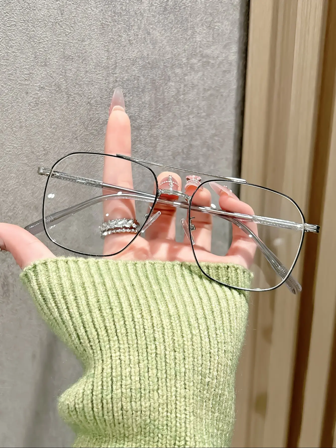 Vintage Square Pilot Blue Light Blocking Glasses, 70s Retro Style, Trendy Square Frame, Neutral Design, Durable and Fashionable Metal Frame Eyeglasses, Perfect for Casual Wear, Square Frame Eyewear, Square Frames Glasses