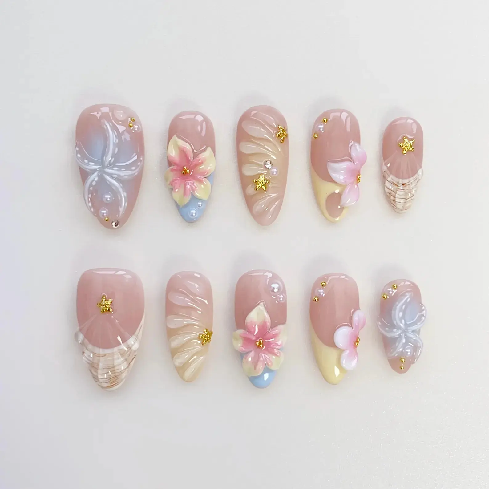 Starfish Bloom Elegance Press On Nails Short Almond Nails/Flower Nails/Yellow Nails/Spring Summer Nails/Shell Nails/Birthday Nails